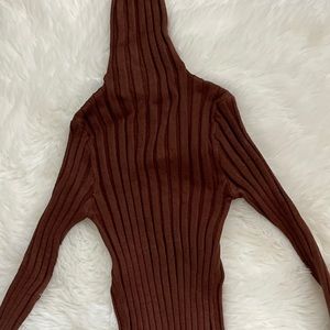 Brown Turtle neck